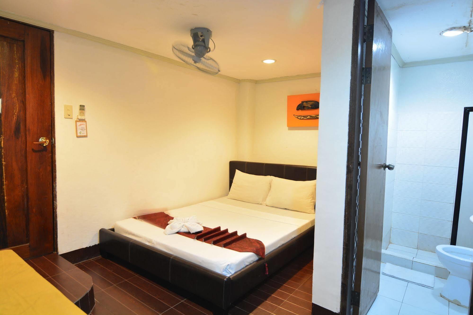 Kawayanan Heights Inn Corón Exterior foto