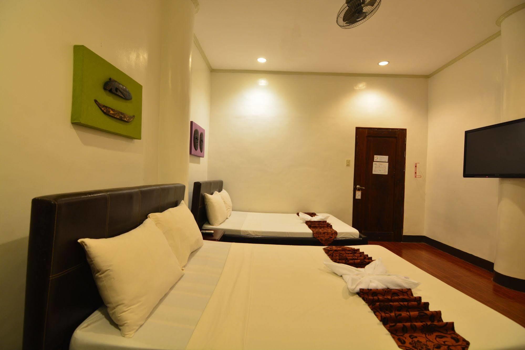 Kawayanan Heights Inn Corón Exterior foto