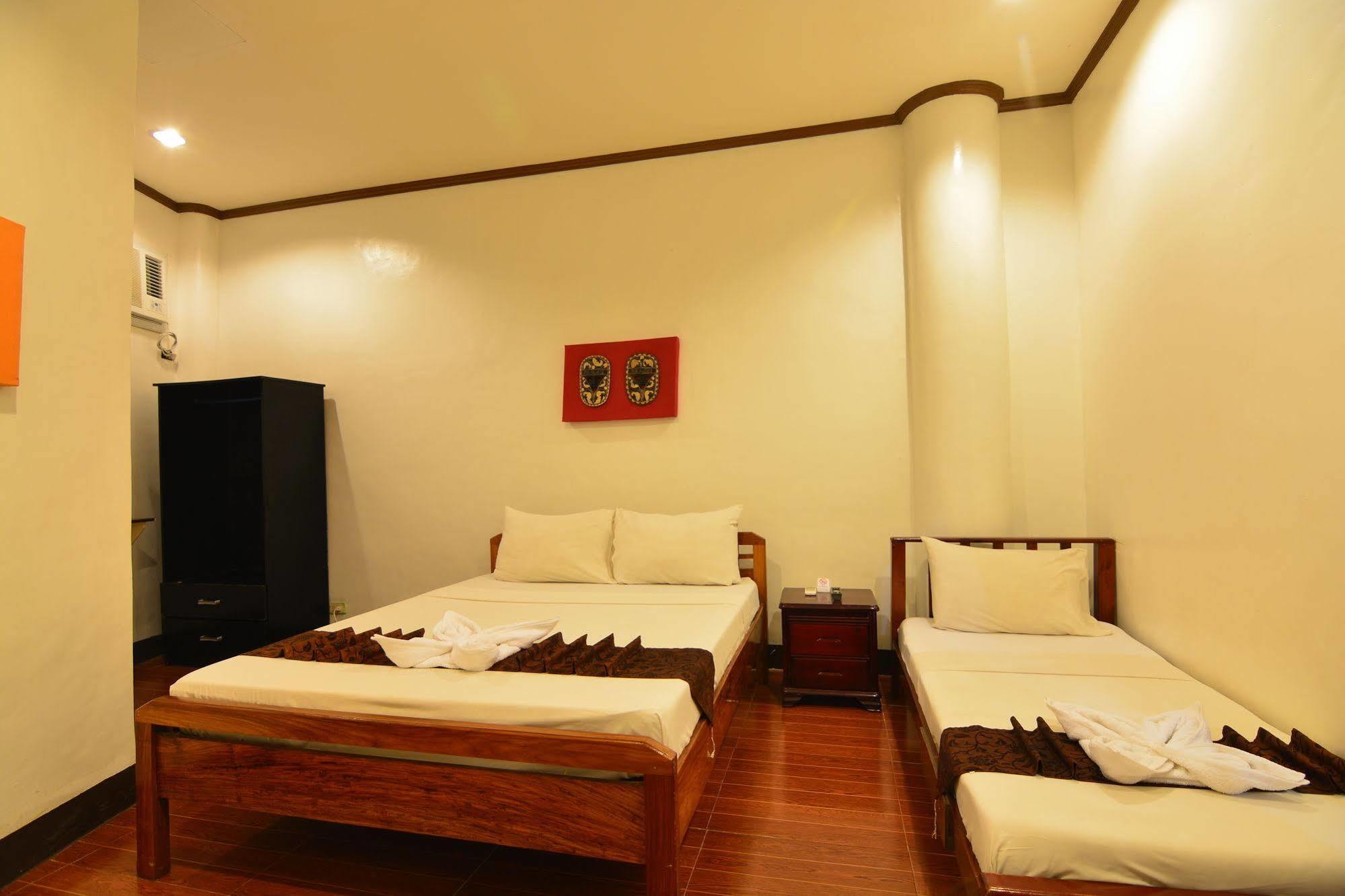 Kawayanan Heights Inn Corón Exterior foto