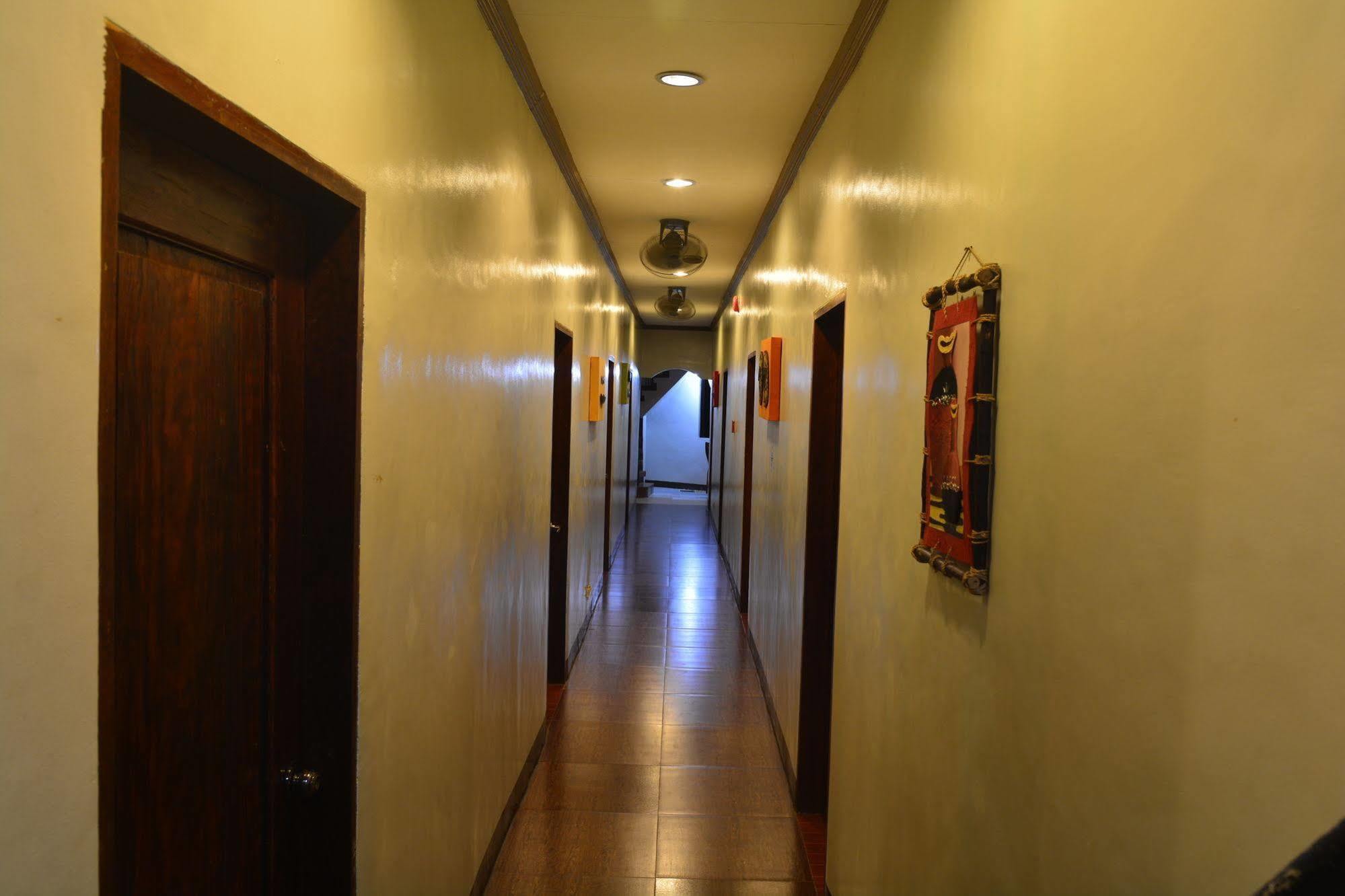 Kawayanan Heights Inn Corón Exterior foto